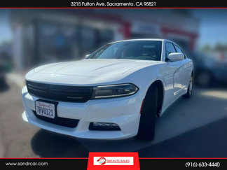 Used 2015 Dodge Charger SXT image 1