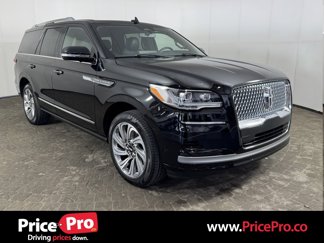 Used 2024 Lincoln Navigator Reserve image 1
