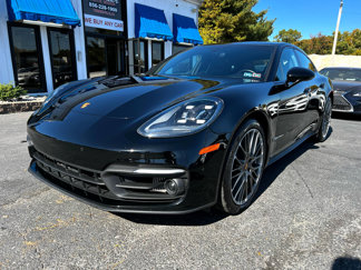 Used 2023 Porsche Panamera Platinum Edition image 1