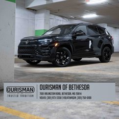New 2025 Volkswagen Tiguan SE R-Line image 1