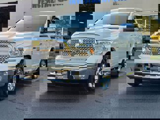 Used 2016 RAM 1500 Laramie w/ Convenience Group image 1