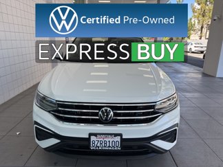 Certified 2022 Volkswagen Tiguan SE image 1
