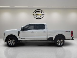 Used 2024 Ford F250 Platinum w/ FX4 Off-Road Package image 1