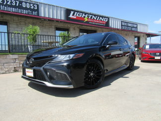 Used 2022 Toyota Camry XSE image 1