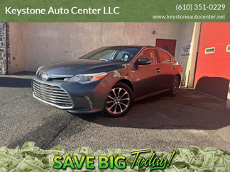 Used 2018 Toyota Avalon XLE image 1