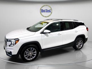 Used 2022 GMC Terrain SLT image 1