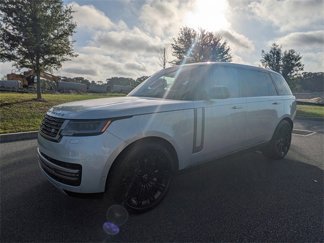 New 2025 Land Rover Range Rover Long Wheelbase SE image 1