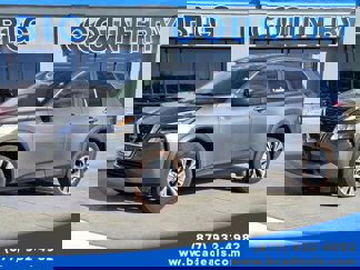 Used 2023 Nissan Rogue SV image 1