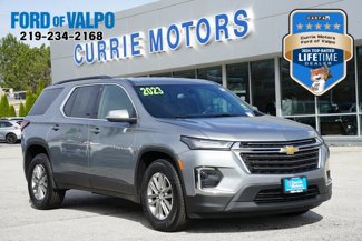 Used 2023 Chevrolet Traverse LT image 1