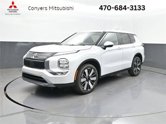New 2025 Mitsubishi Outlander SE image 1