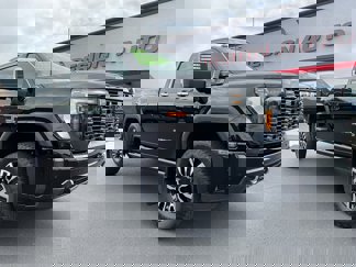 Used 2024 GMC Sierra 3500 Denali Ultimate image 1