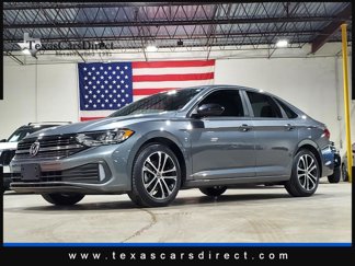 Used 2023 Volkswagen Jetta Sport image 1