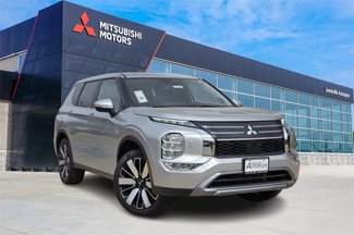 New 2025 Mitsubishi Outlander SE image 1