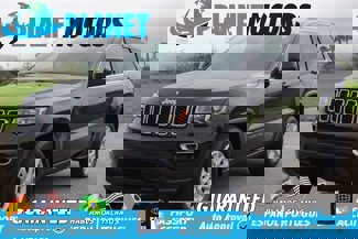 Used 2021 Jeep Grand Cherokee Laredo image 1