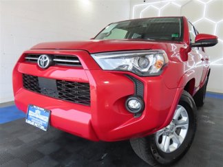 Used 2024 Toyota 4Runner SR5 image 1
