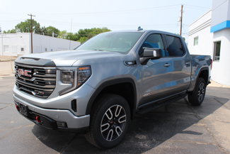 New 2025 GMC Sierra 1500 AT4 w/ AT4 Premium Package image 1