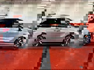 Used 2018 Honda Odyssey Elite image 1
