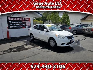 Used 2013 Nissan Versa SV image 1