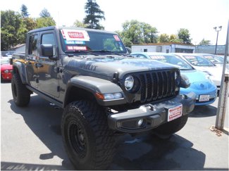 Used 2022 Jeep Gladiator Sport image 1