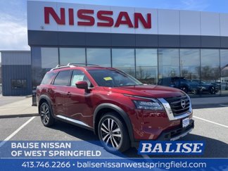 New 2025 Nissan Pathfinder Platinum image 1