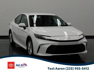 Certified 2025 Toyota Camry LE image 1