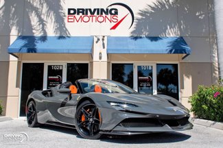 Used 2024 Ferrari SF90 Spider image 1