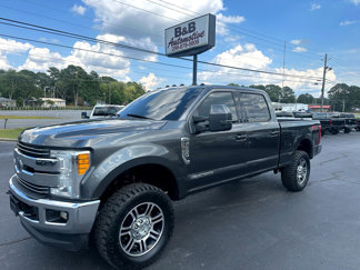 Used 2017 Ford F250 Lariat w/ Lariat Value Package image 1
