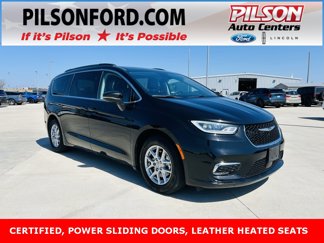 Used 2022 Chrysler Pacifica Touring-L image 1