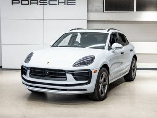 Used 2024 Porsche Macan image 1