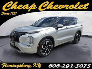 Used 2024 Mitsubishi Outlander SEL image 1