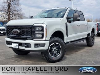 New 2025 Ford F250 4x4 Crew Cab Super Duty image 1