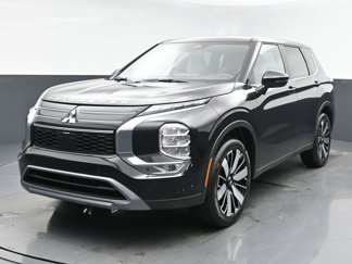 New 2025 Mitsubishi Outlander SE image 1
