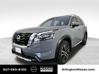 New 2025 Nissan Pathfinder Platinum image 1