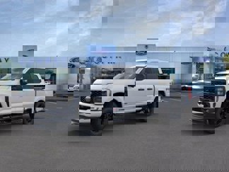 New 2025 Ford F250 4x4 Crew Cab Super Duty image 1