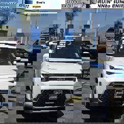 Used 2023 Kia Soul LX w/ LX Technology Package image 1