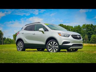 Used 2022 Buick Encore Preferred image 1