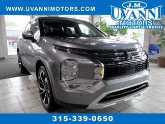 Used 2024 Mitsubishi Outlander AWD image 1