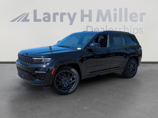 New 2025 Jeep Grand Cherokee Summit image 1