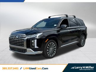 Used 2023 Hyundai Palisade Calligraphy image 1