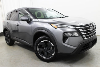 Used 2024 Nissan Rogue SV image 1