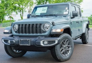 New 2025 Jeep Gladiator Sport image 1