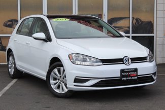 Used 2021 Volkswagen Golf 4-Door image 1