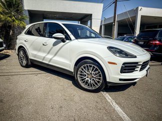 Used 2022 Porsche Cayenne Platinum Edition image 1