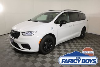 New 2025 Chrysler Pacifica Select image 1