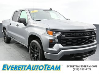 Used 2024 Chevrolet Silverado 1500 Custom image 1