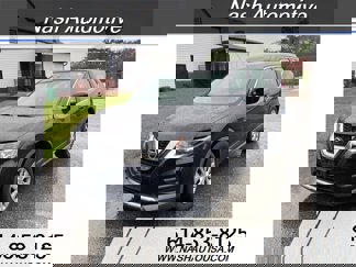 Used 2018 Nissan Rogue S image 1