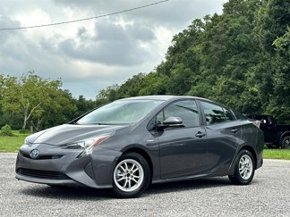 Used 2018 Toyota Prius Two image 1