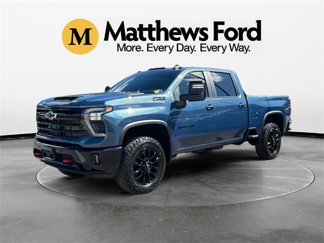 Used 2025 Chevrolet Silverado 3500 LT w/ Trail Boss Package image 1