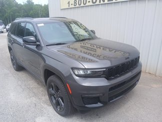 New 2025 Jeep Grand Cherokee L Limited image 1
