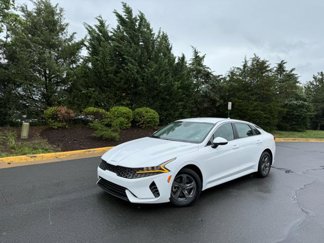 Used 2022 Kia K5 LX image 1